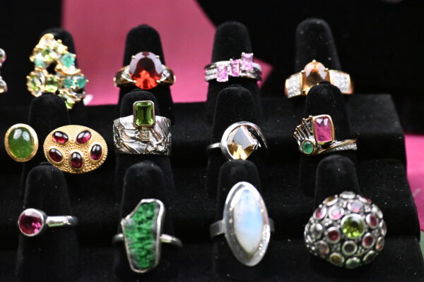 Moonlit Petal – Summer Glow Ring - Image 5