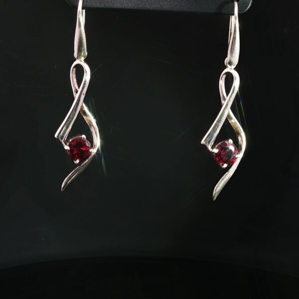 Garnet Sterling Silver Twist Earrings – Amarocks Lil Rocks