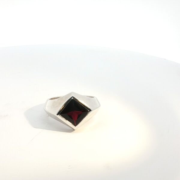 Square-Cut Garnet Signet Ring in Sterling Silver – Amarocks Men's Rocks - Image 6