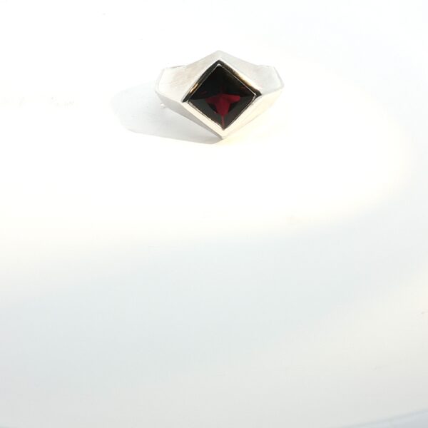 Square-Cut Garnet Signet Ring in Sterling Silver – Amarocks Men's Rocks - Image 3